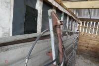 HOMEMADE MOUNTED LOG SPILITTER - 4