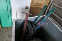 REEL OF HORSE TAPE, LOOSE TAPE +4 STAKES - 5