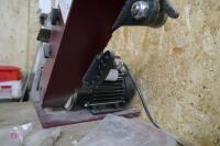 ROBERT SORBY CHISLE AND PLANE SHARPENER - 7