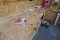 WOODEN WORKSHOP WORKBENCH - 2