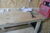 WOODEN WORKSHOP WORKBENCH - 4