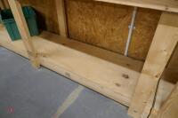 WOODEN WORKSHOP WORKBENCH - 2