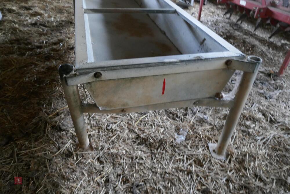 FREESTANDING GALVANISED BEEF TROUGHS