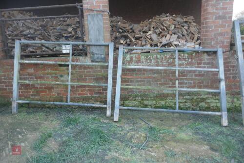 2 6FT 9" CATTLE BARRIERS (51)