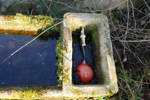 4' CONCRETE WATER TROUGH