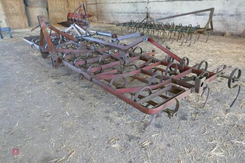 17' HYDRAULIC FOLDING CULTIVATOR