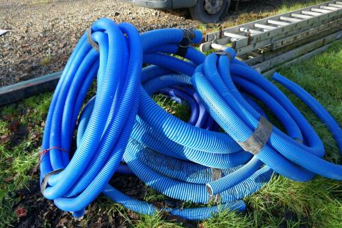 4 MIXED LENGTHS OF DRAINAGE PIPE