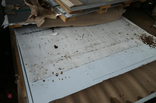 4 ALUMINIUM SHEETS + 1 OFFCUT