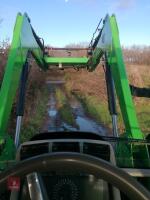 2015 DEUTZ FAHR 6140 4WD TRACTOR WITH MX LOADER - 25