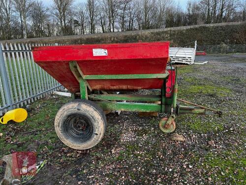 TRAILED FERTILISER SPREADER