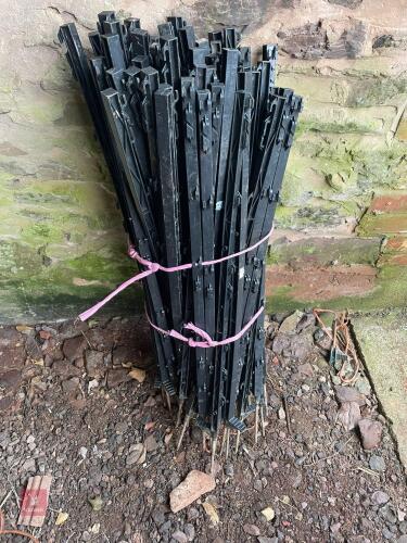 60 BLACK RUTLAND ELECTRIC FENCING STAKES