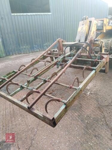COOKS FLAT 8 BALE GRAB