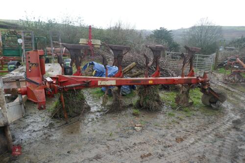 KRONE MUSTANG 4F REVERASBALE PLOUGH