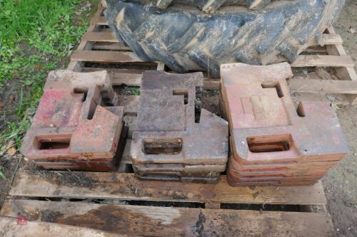 13 X INTERNATIONAL FRONT TRACTOR WEIGHTS