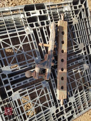 TRACTOR DRAW BAR AND BALL/PIN HITCH
