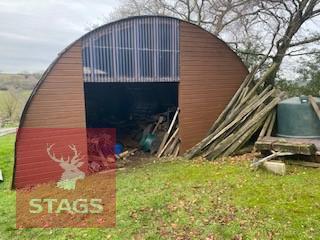 TIMBER NISSEN HUT