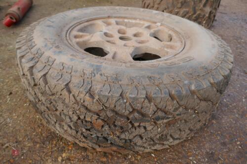 GRABBER 265/70 R16 WHEEL & TYRE