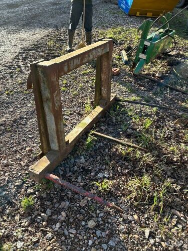 BIG BALE SPIKE C/W JCB BRACKETS