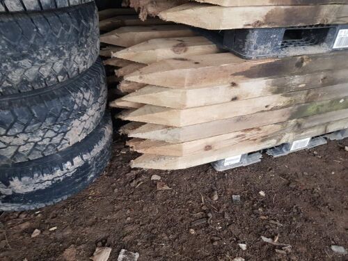 50 3X5 POINTED POSTS 1.8M LONG (USED)