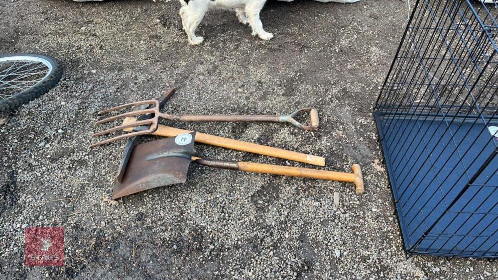 SPADE, FORK & PICK AXE