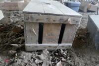 1 'CORNISH EGG PRODUCERS LTD' WOOD BOX - 3