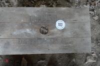 1 'CORNISH EGG PRODUCERS LTD' WOOD BOX - 4