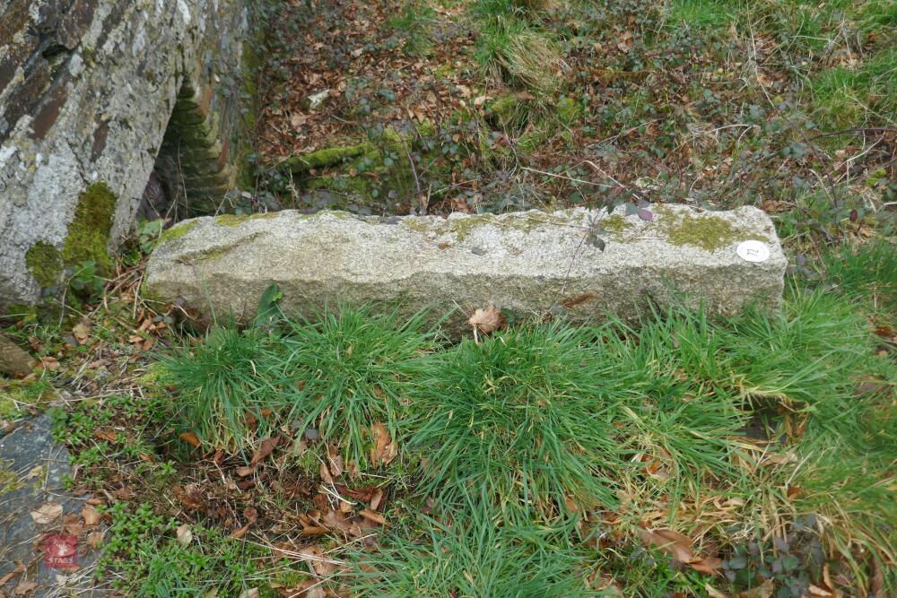 1 GRANITE GATE POST