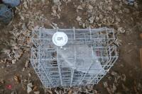 5 HOOK OVER MESH SHEEP FEEDERS - 3