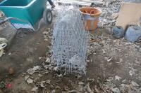 5 HOOK OVER MESH SHEEP FEEDERS - 4