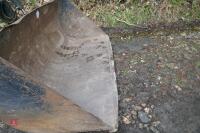 1.8 METRE FRONT BUCKET - 4
