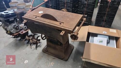 VINTAGE SAW BENCH