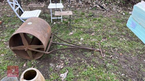 GARDEN ROLLER