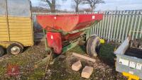 TRAILED FERTILISER SPREADER