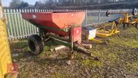 TRAILED FERTILISER SPREADER - 3