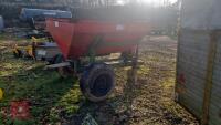 TRAILED FERTILISER SPREADER - 4