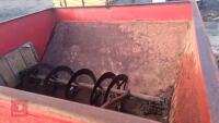 TRAILED FERTILISER SPREADER - 6
