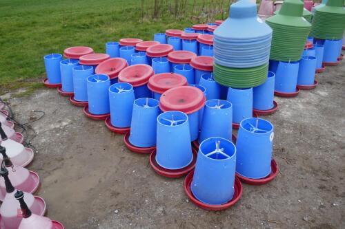 22 BLUE MANOLA FEEDERS