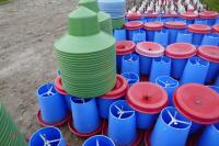 20 BLUE MANOLA FEEDERS - 11