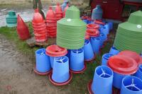 20 BLUE MANOLA FEEDERS - 8