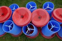 20 BLUE MANOLA FEEDERS - 8