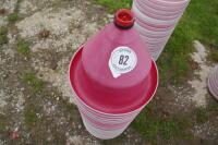20 WM2E PLASTIC DRINKERS - 5
