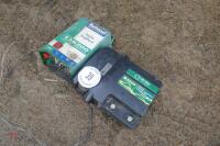 2 ELECTRIC FENCE UNITS (S/R) - 5