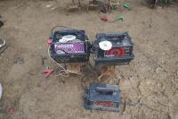 2 FALCON 12V ELECTRIC FENCE UNITS (S/R) - 7