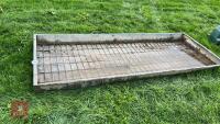 GALV 8'6'' X 3'2'' SHEEP FOOTBATH - 4