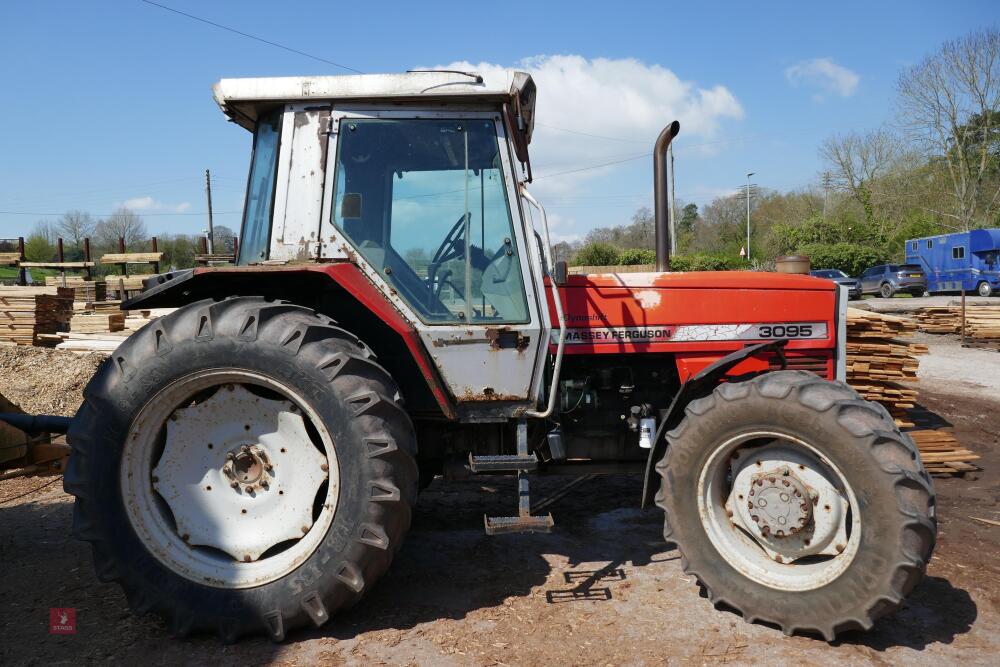 1993 MASSEY FERGUSON 3095 4WD TRACTOR
