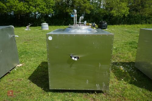 STAINLESS STEEL PRESSURISED STORAGE TANK