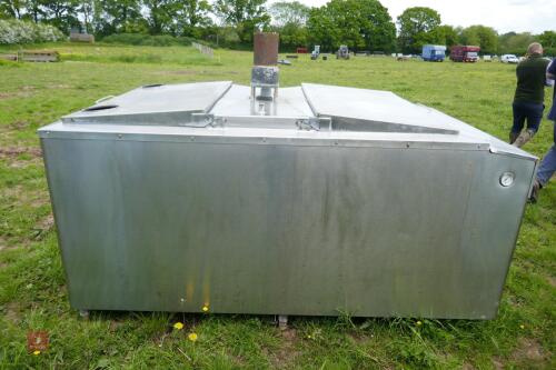 STAINLESS BULK STORAGE TANK