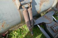INGERSOLL-ROND 7' SNOW PLOUGH ATTACHMENT - 7
