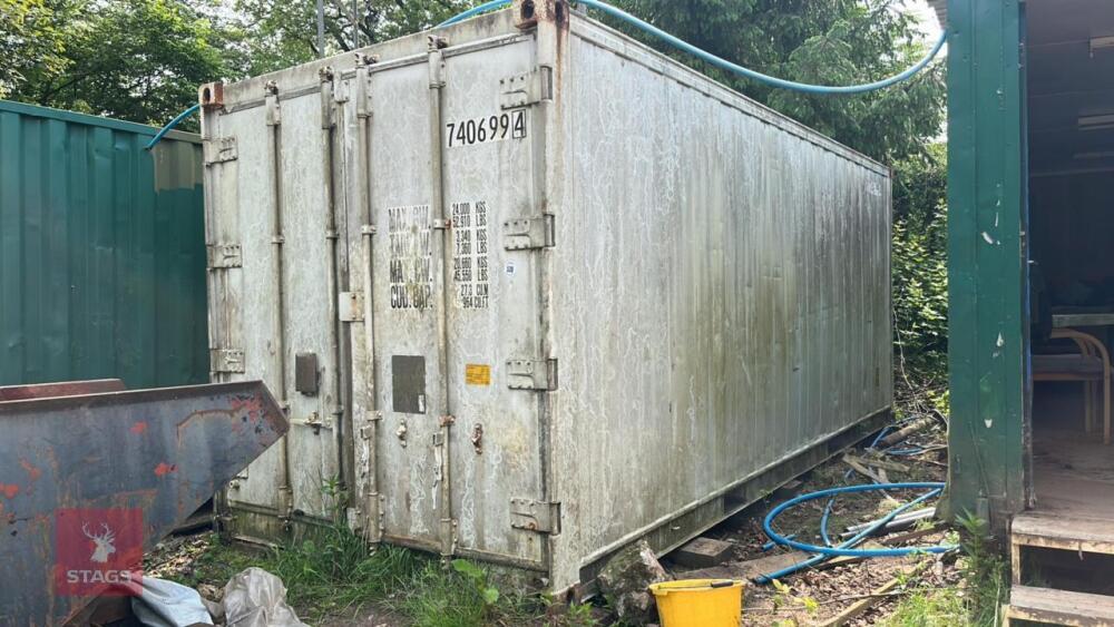 21' X 8' INSULATED FRIDGE CONTAINER