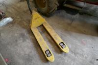 SET OF PALLET TRUCKS - 2